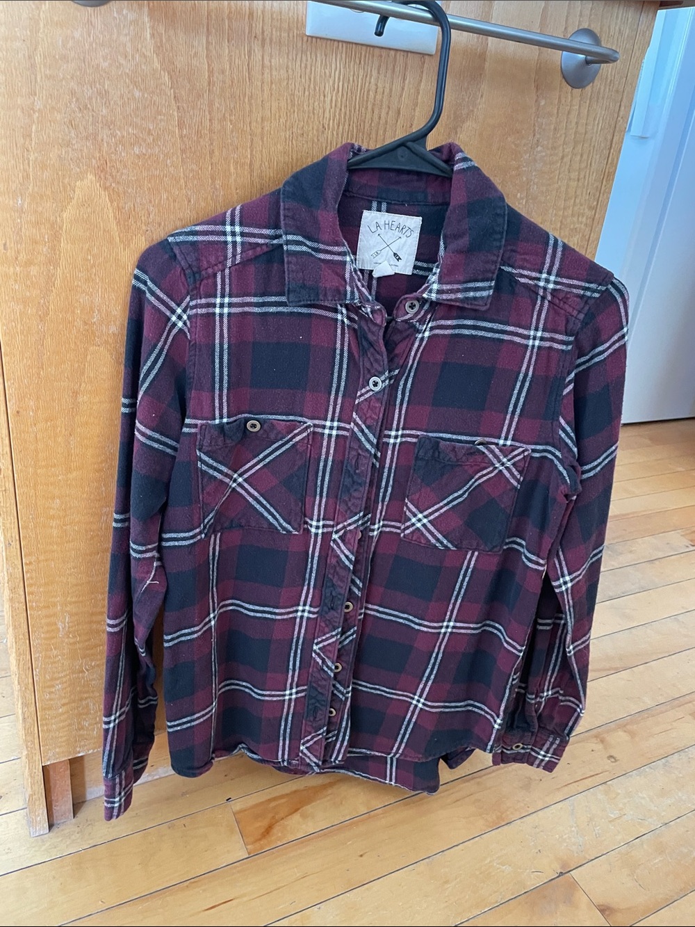 La Hearts Burgundy and Black Plaid Button-Front Shirt